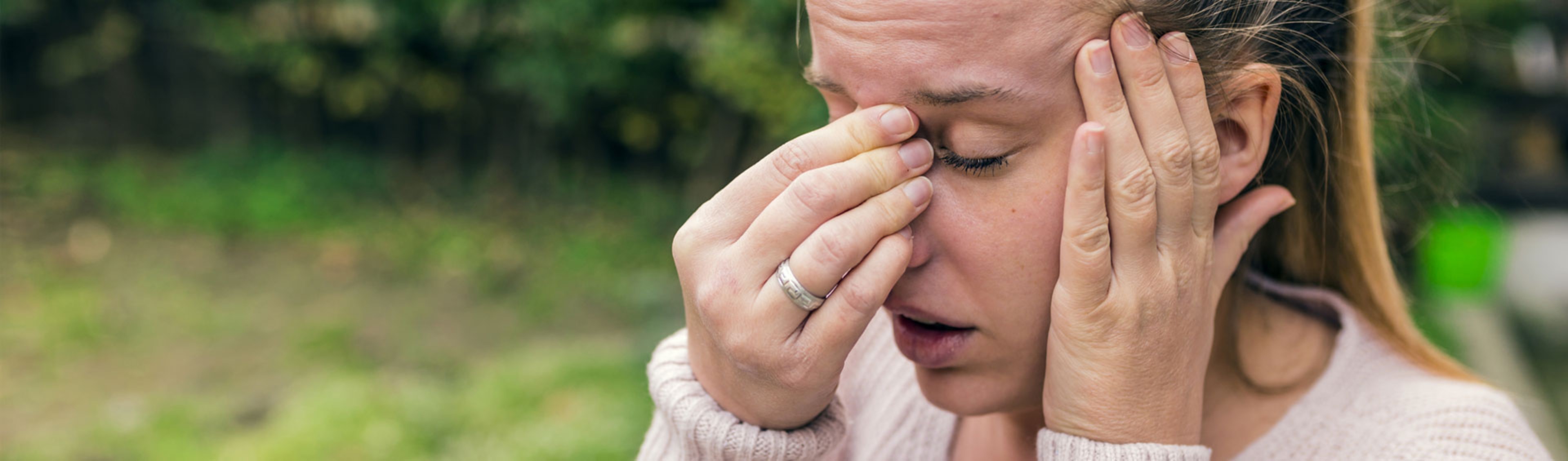 femme-malsaine-dans-la-douleur-hero