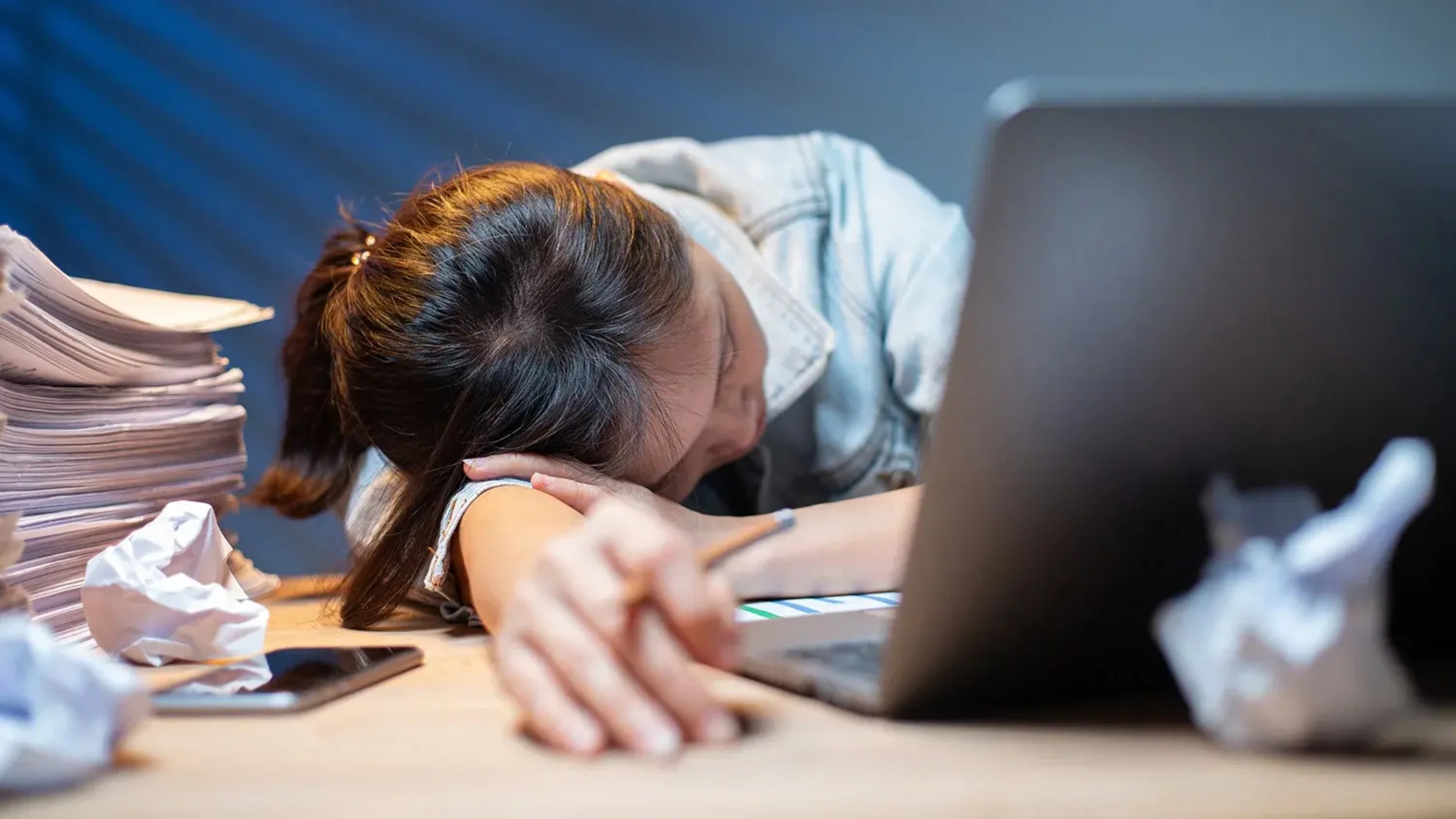 Insonnia-disturbi-del-sonno-in-lavori-su-turni-ad-alta-concentrazione