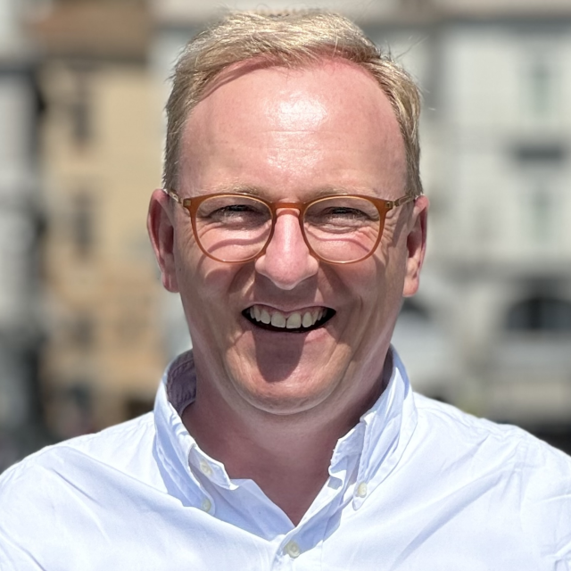 Dr. Harald Müller-Huesmann, Onkologe und Experte für Multiples Myelom