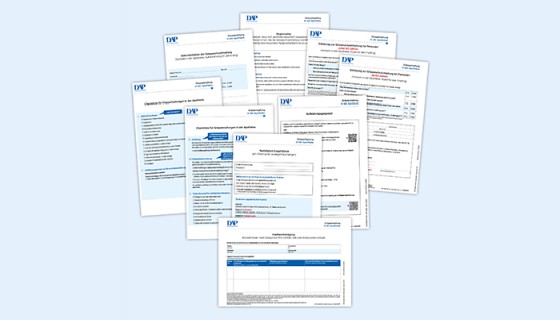 Verschiedene Materialien von DAP zur Unterstützung impfender Apotheken.